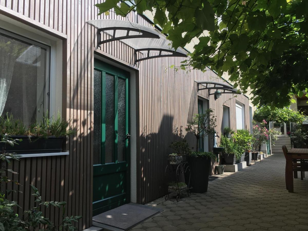Apartmán Weingut Krikler Weiden am See Exteriér fotografie